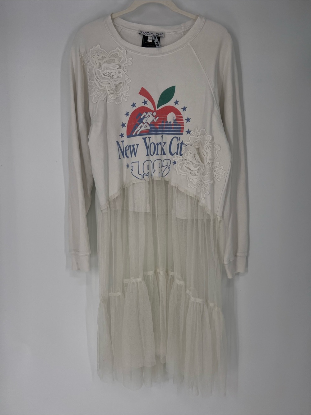 Tricia Fix Cream Graphic NYC Apple Tulle Upcycled Rosette Crew Neck Sweatshirt M